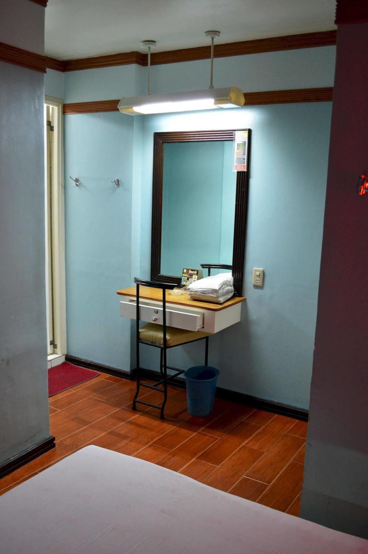 Hotel Sogo Edsa Caloocan Exteriér fotografie